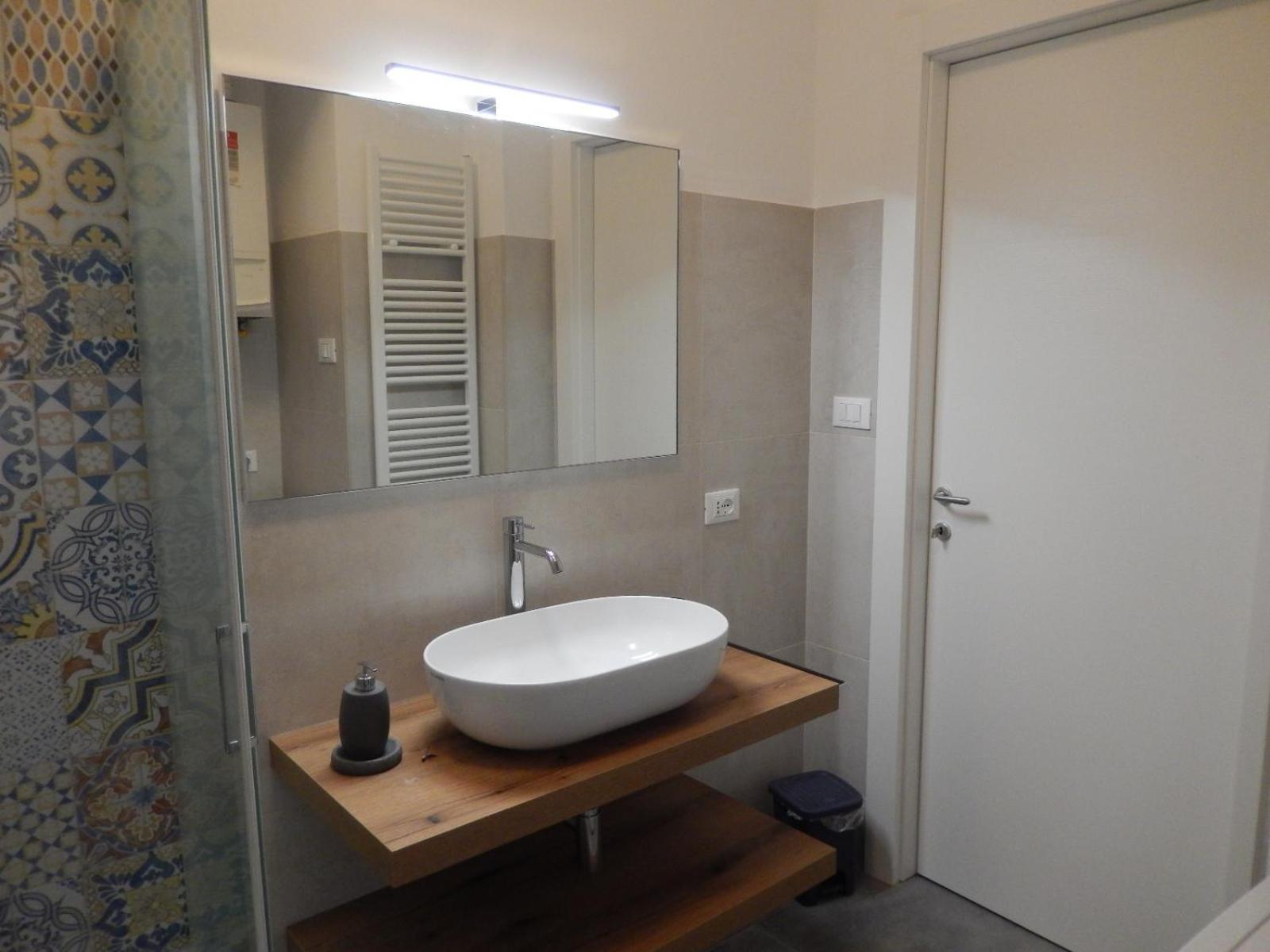 Appartamento Heidi In Centro Storico Lazise Exterior foto